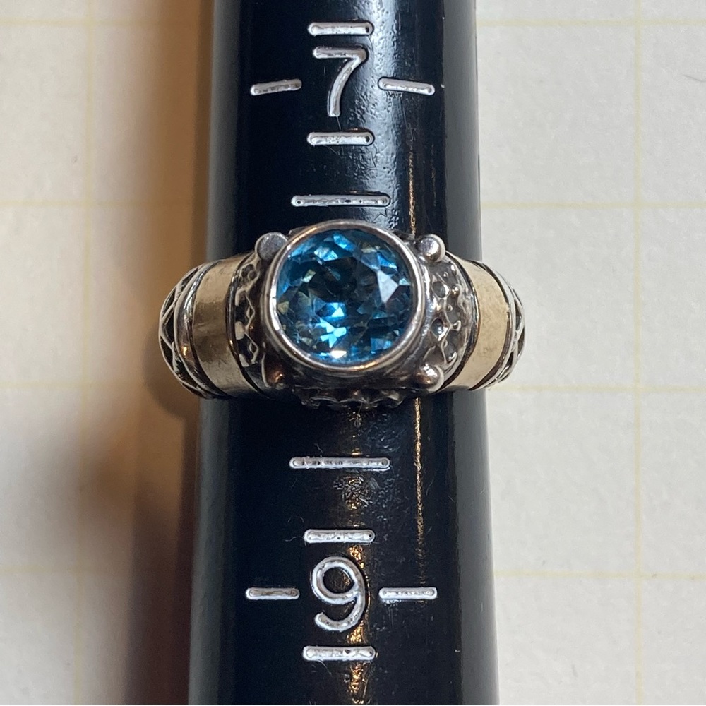 Vintage Artisan Aquamarine Sterling Ring with Gold bands - Picture 2 of 8